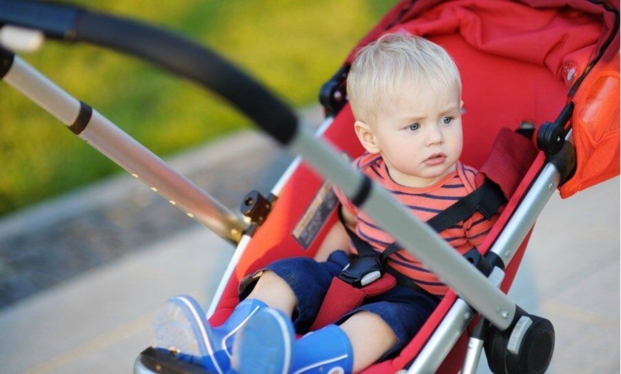 Balade avec bébés : quelle poussette acheter ?