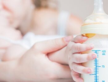Bébé RGO: quel lait choisir ?