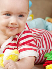 Comment habiller un bébé de 0 à 3 mois ?